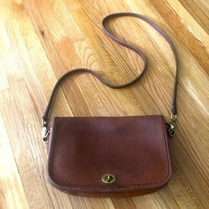 Vintage Coach Penny Pocket Crossbody Bag #9755 Brown Leather with original strap